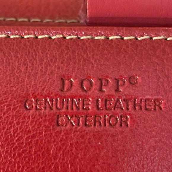 Dopp Red Leather Women's Wallet - Picture 9 of 11